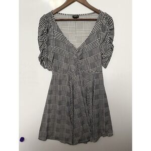 Torrid Mini Knit Cinch Front Skater Dress Plus Size 00 Black White Houndstooth